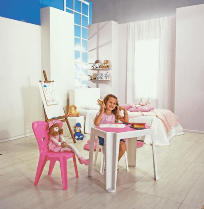 Mesa Infantil Em Polipropileno Rosa E Branco Versa